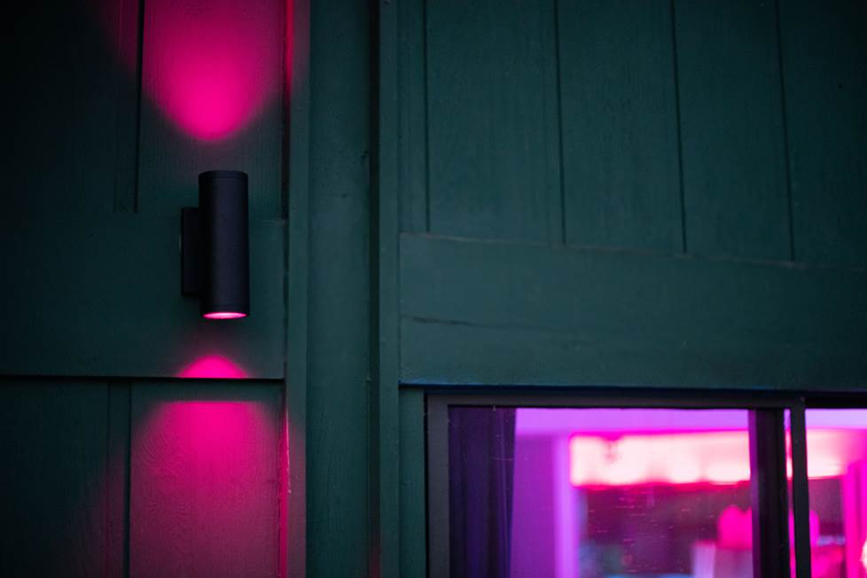Philips Hue Appear outdoor wall light